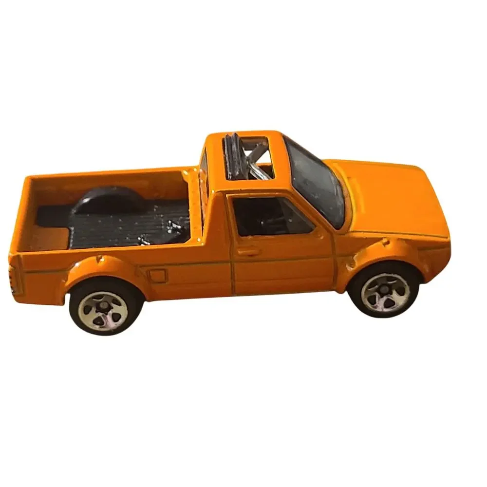 ☆ 1982 Volkswagen Caddy, 2014 Hotwheels Off-Road 124/250, CFV19, Orange losse